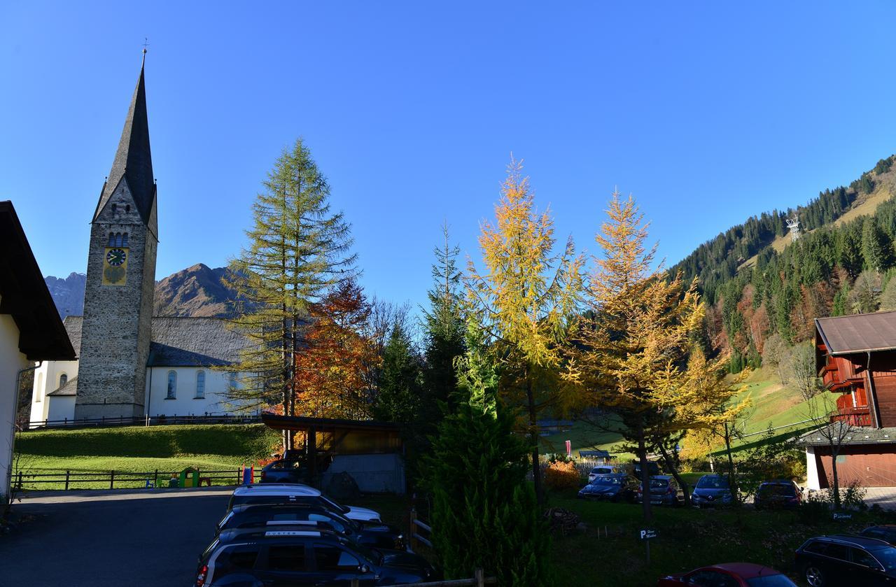 Hotel Tradizio Mittelberg Exterior foto
